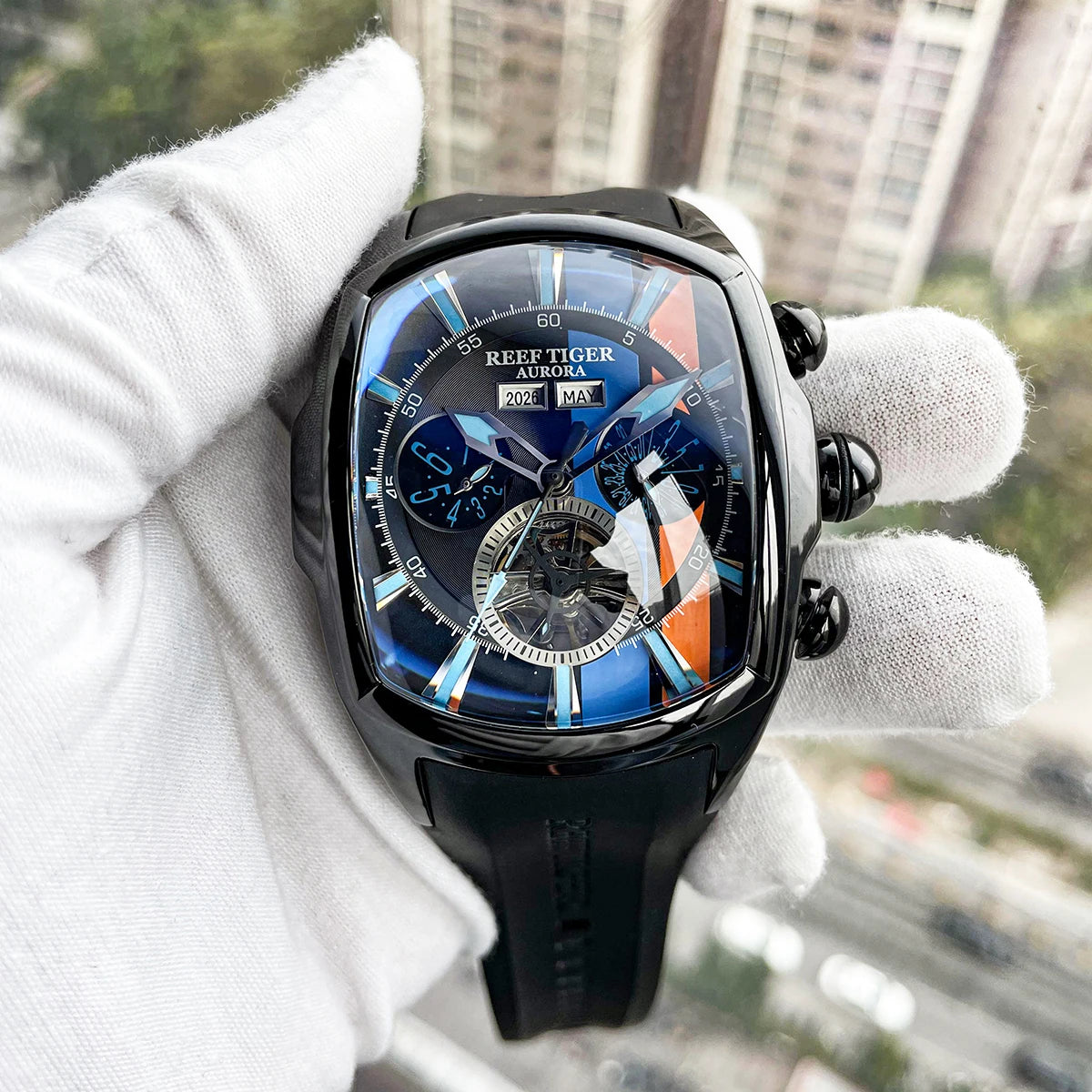Reef Tiger Men's Tank-track Black Case Sport Watches